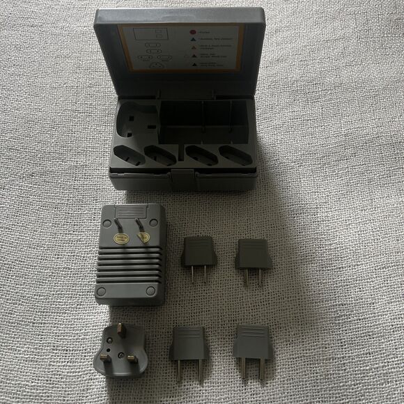 Digital Concepts International / World-Wide Converter Kit 50 - 1600 W - Picture 3 of 8